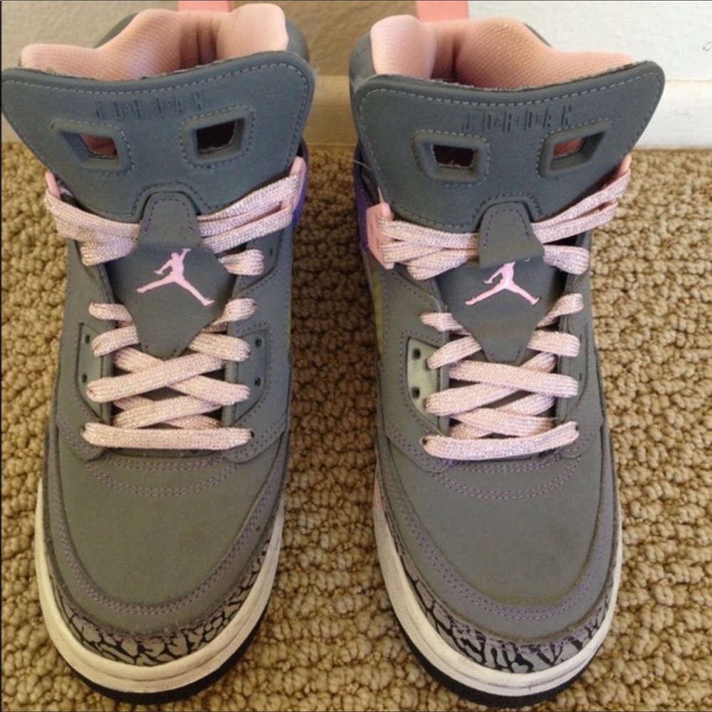 Nike Air Jordan Spizike pink gray shoes euc! 8.5